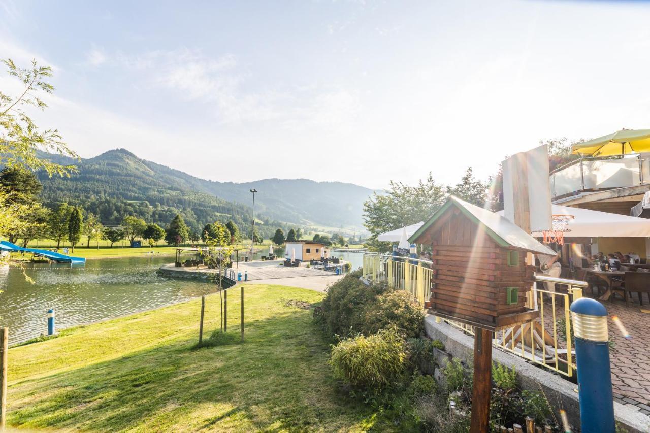 Chalets Am Badesee Lassing Lassing  エクステリア 写真