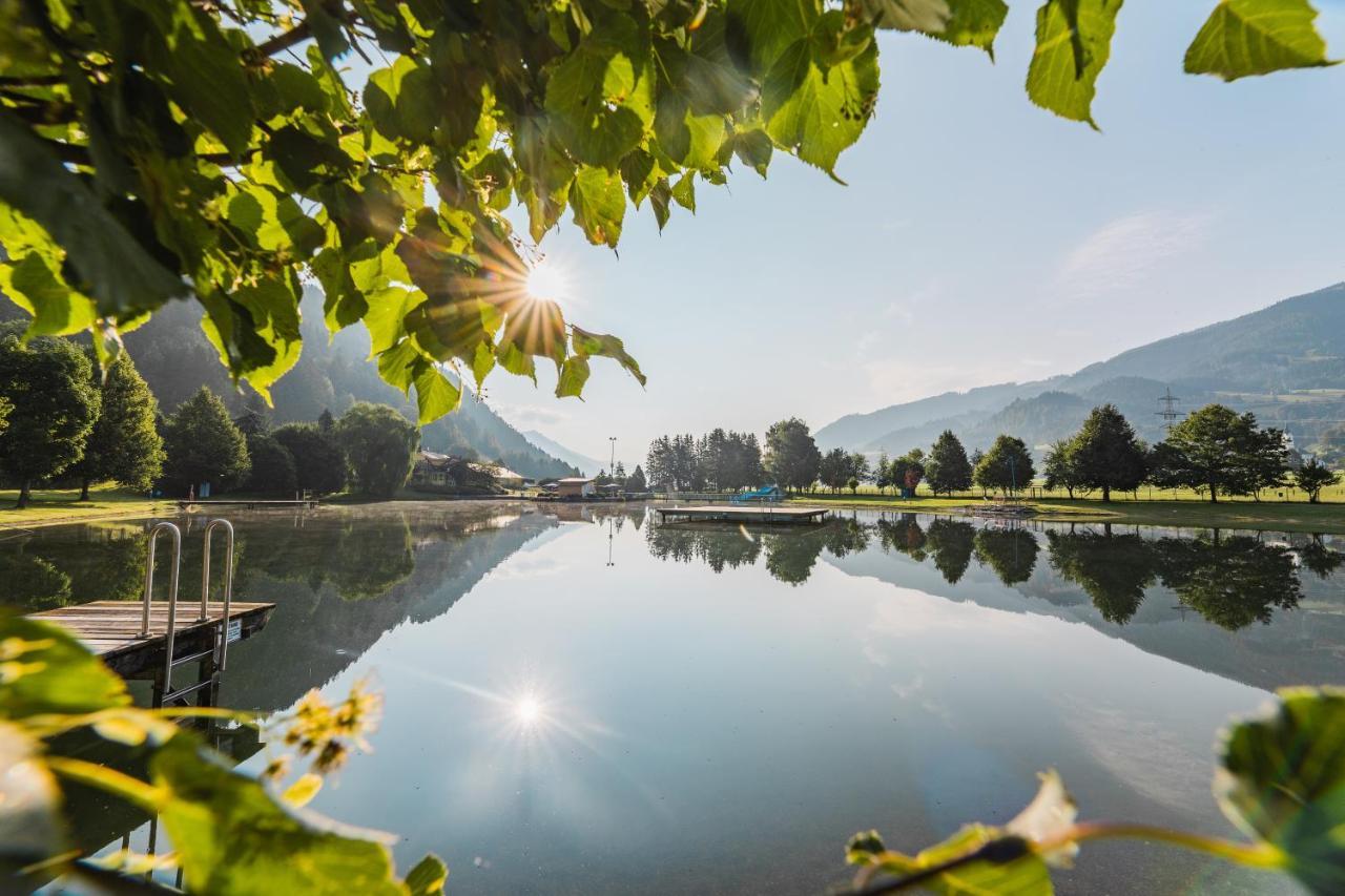 Chalets Am Badesee Lassing Lassing  エクステリア 写真